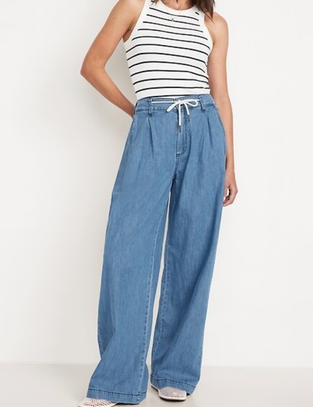 Old Navy Light Blue Drapey Drawcord Wide Leg Pants Size 14